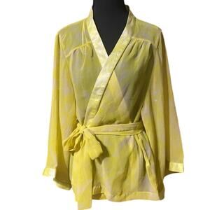 H&M Sheer Yellow pattern Wrap Kimono Top with belt size 12